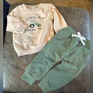 Kids Green Jogger Pants and Tractor Sweatshirt New w/o tags